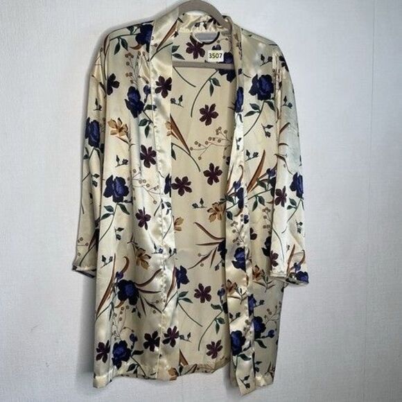 Vintage Intimate Essentials Cream/Beige Floral Satin Oversized Robe Size Small - Picture 1 of 9